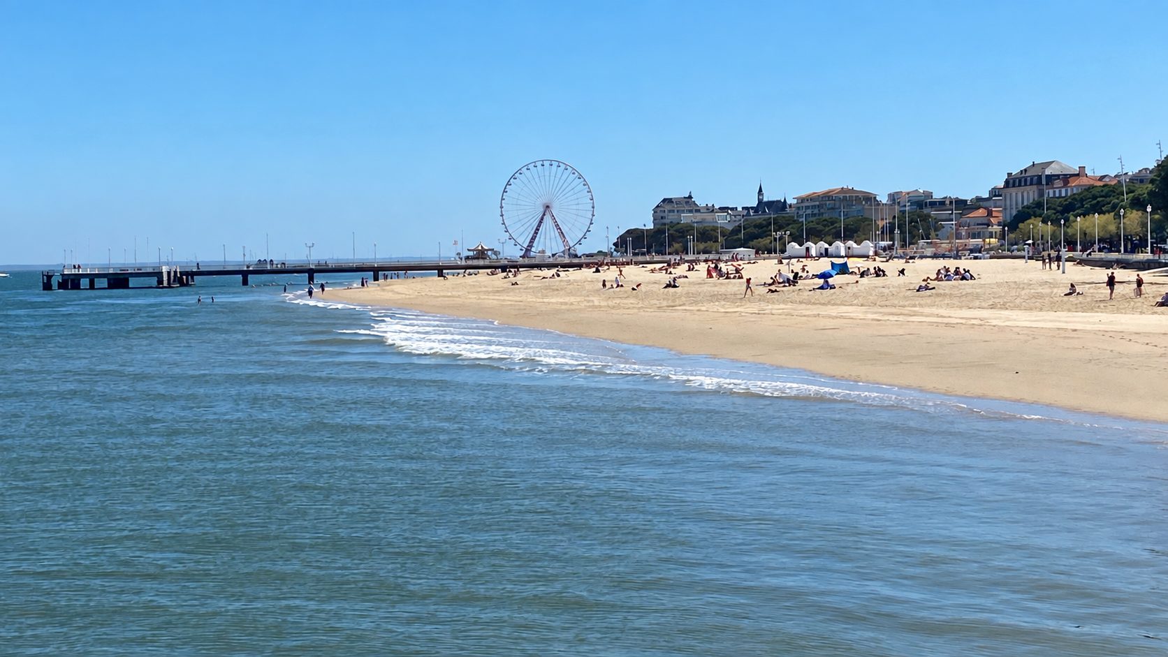 Arcachon et sa plage sur le Bassin d’Arcachon